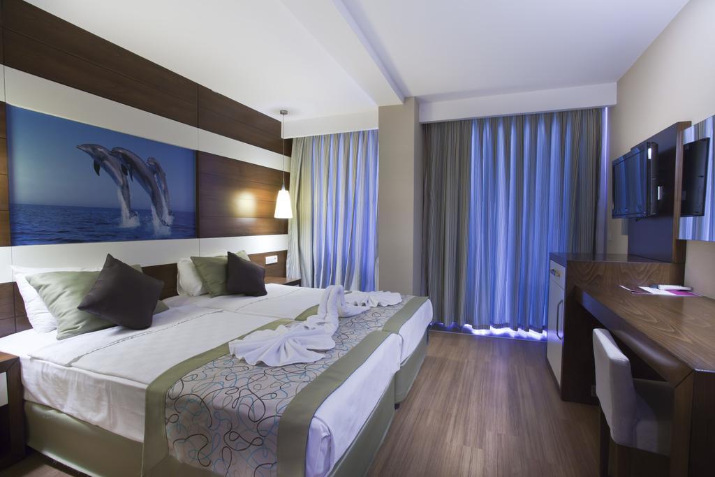 Holiday City Hotel (Adults Only) Side Room photo